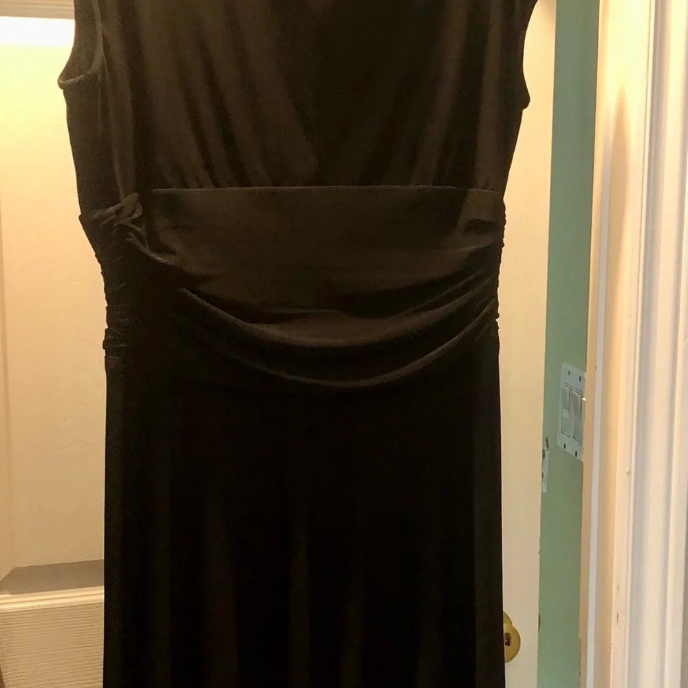 Evan Picone Sleeveless Black Dress. size 14 - Picture 2 of 4